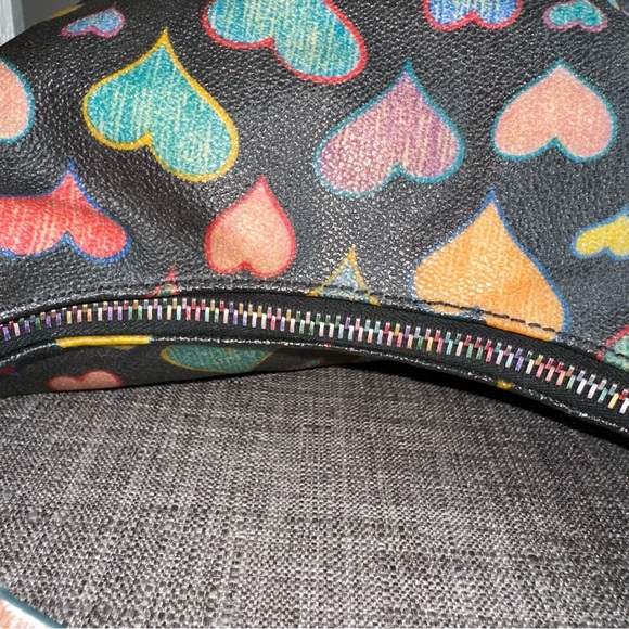 Vintage Dooney & Bourke Y2K Crayon Hearts Satchel Bag rainbow 🌈 zipper - Picture 5 of 15